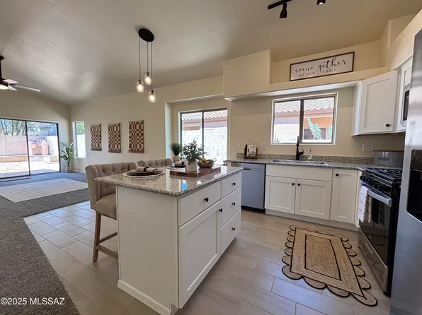 6159 W Sandburg Ct, Tucson, AZ 85743