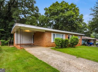 25 Larose Cir SE, Marietta, GA 30060