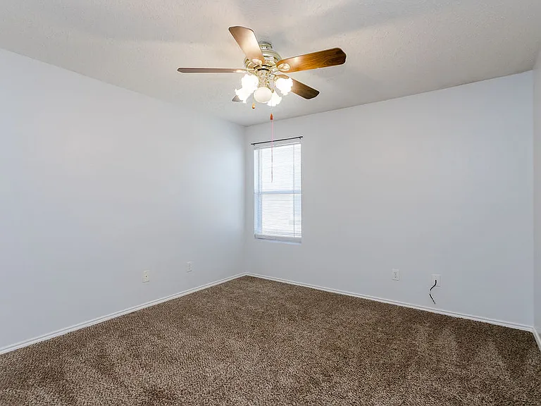 4606 Green Meadow Dr — Photo 18