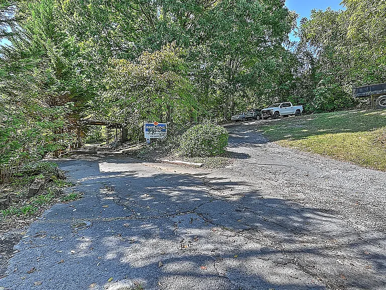 109 Beechnut St #7 — Photo 9