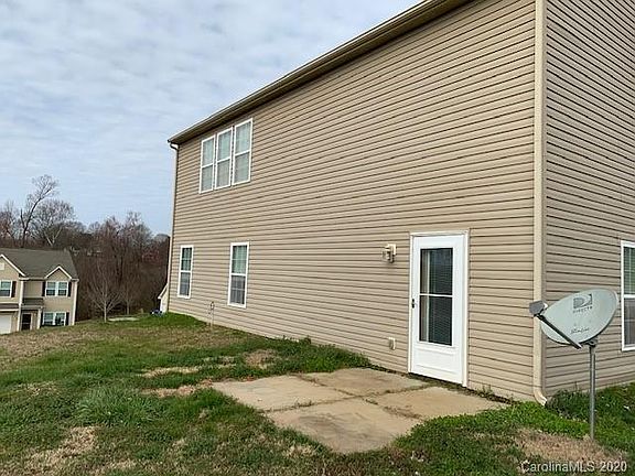 3rd image of 193 Boiling Brook Dr