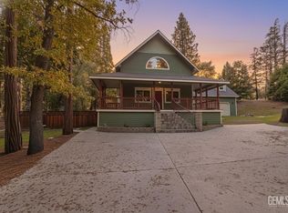 1400 Pinecone Ct, Wofford Heights, CA 93285