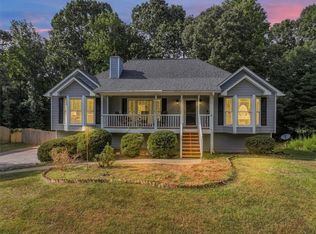 529 Legacy Park Ln, Powder Springs, GA 30127