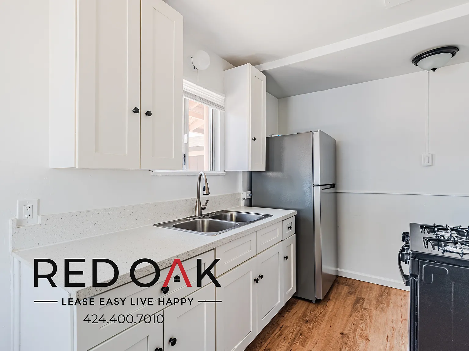 ~Low Deposit~ Bright One Bedroom With Eat-In Kitchen And Assigned Parking ~ In El Monte! — Photo 2