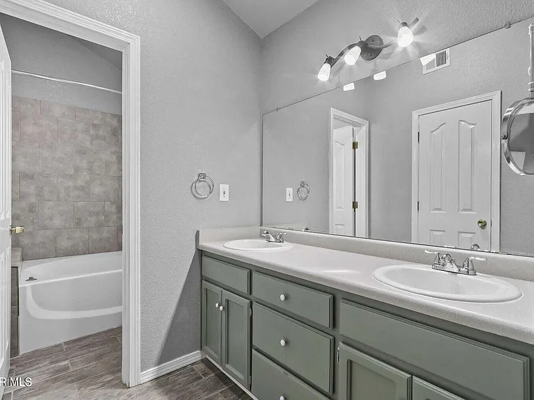 6520 Boulder Rdg — Photo 21