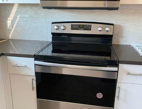 5th image of 1810 Cortlandt St #2-4