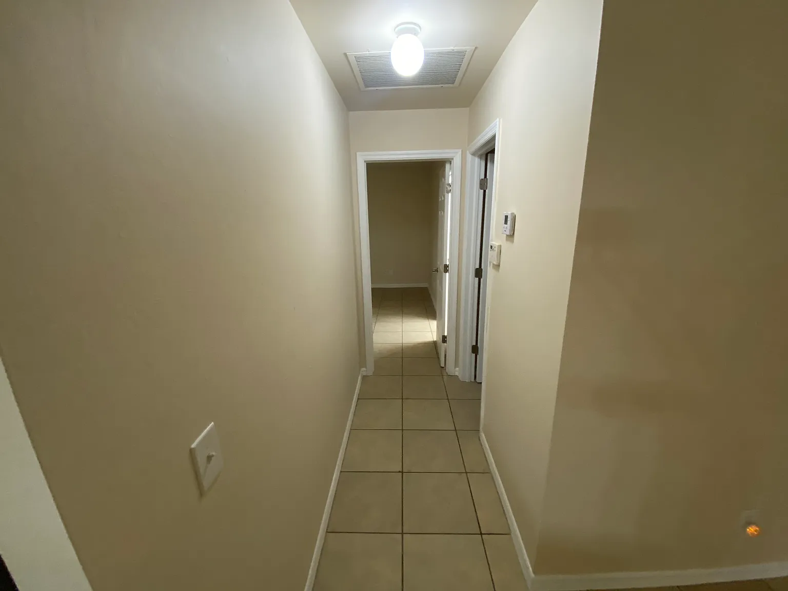 3 bed, 1283 sqft, $1,795 — Photo 2