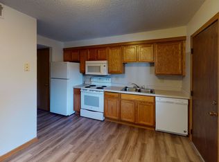 263 N. Hyland, Ames, IA 50014
