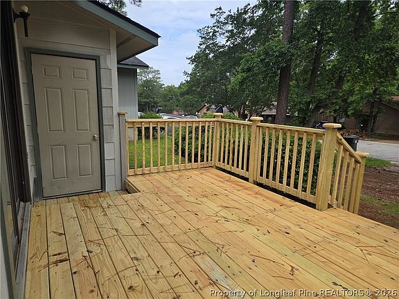 5th image of 751-755 Hedgelawn Way