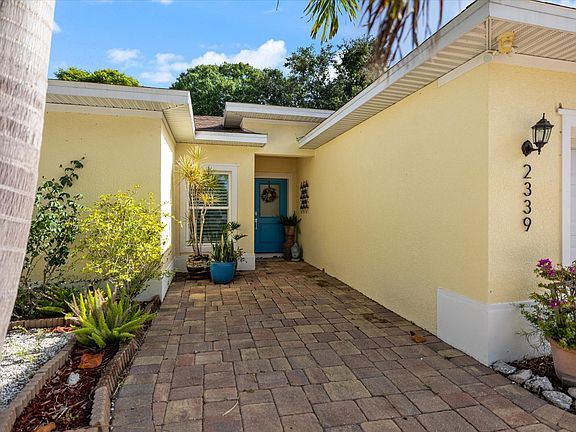 3rd image of 2339 Datura St