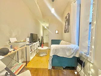 Rented by Doorway NYC, LLC