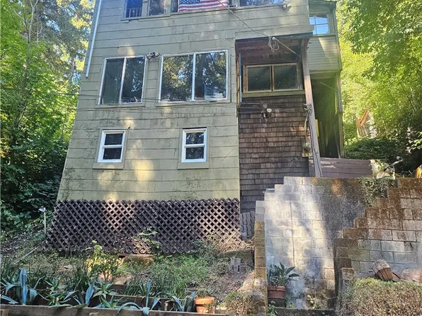 135 Redwood Ave, Occidental, CA 95465