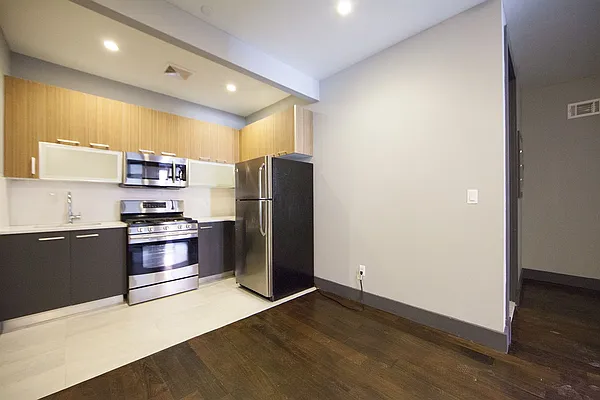 Rented by Brooklyn Group | media 30