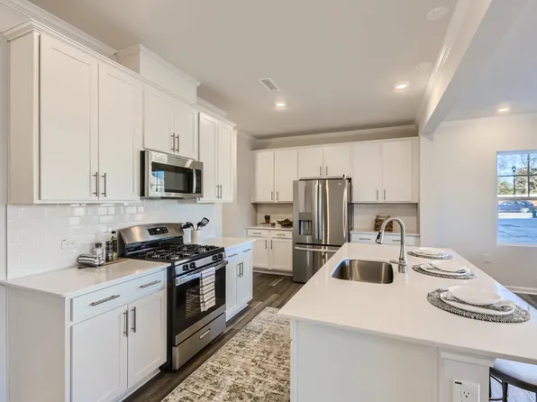 168 Caitlyn Pkwy, Smithfield, NC 27577