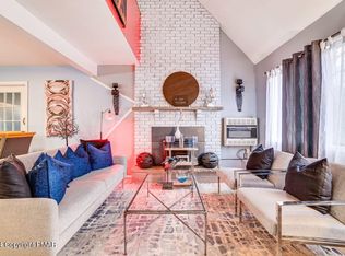 124 Chelsea Cir, Tobyhanna, PA