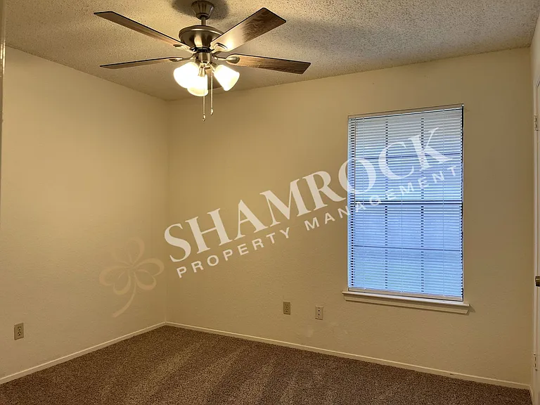2103 Kirby Lee St — Photo 11