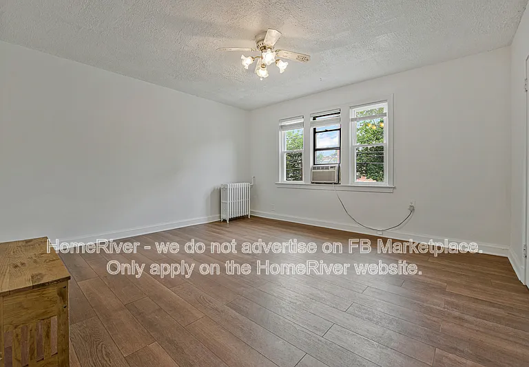 515 Franklin St NE #2 — Photo 9