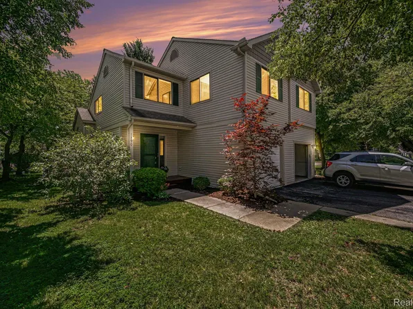1390 Patricia Ave, Ann Arbor, MI 48103