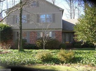 607 Monmouth Dr, Greensboro, NC 27410