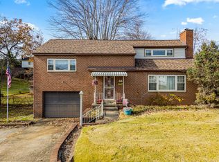 127 Green Oak Dr, Huntington, WV 25705