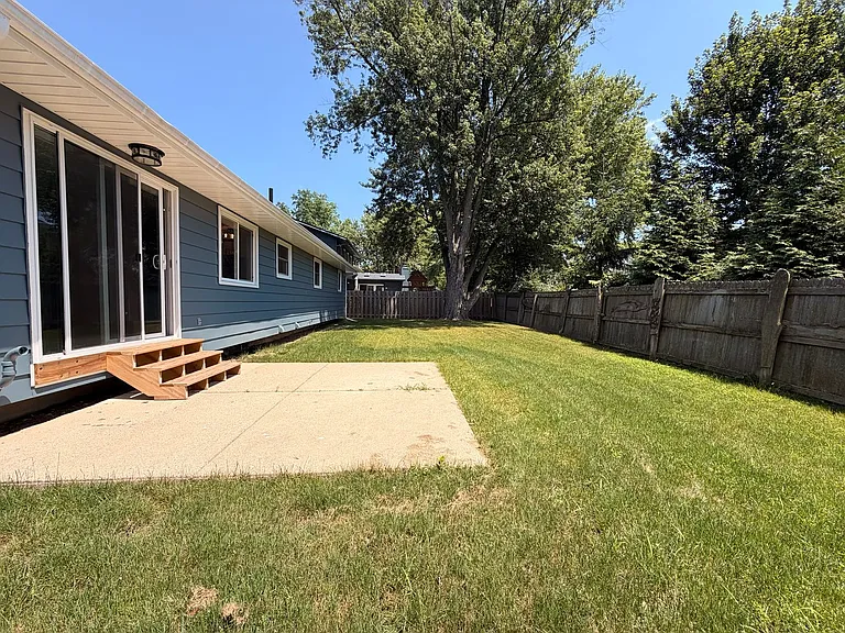 2538 Berwyck Rd SE — Photo 41