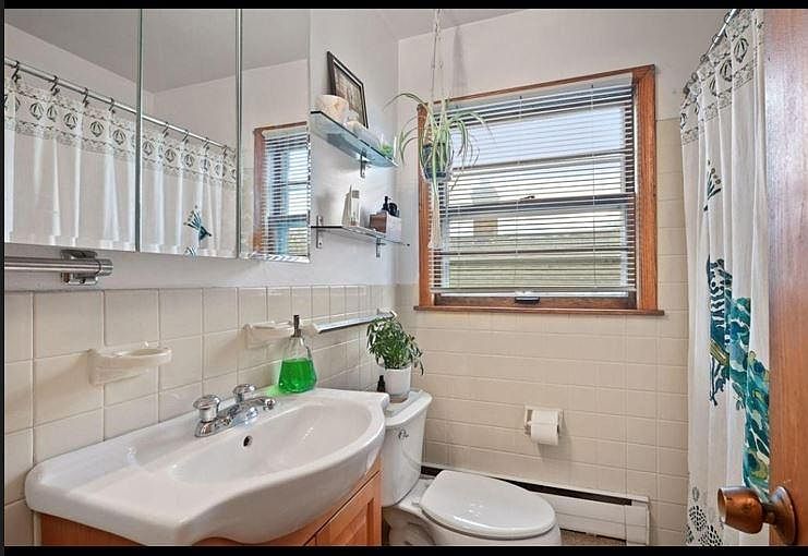1st image of 3820 42nd Ave S #3