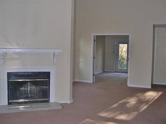 2nd image of 4680 Hartland Pkwy