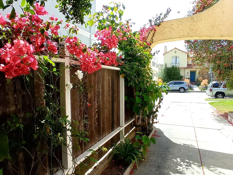 1070 S Cloverdale Ave #2B — Photo 3