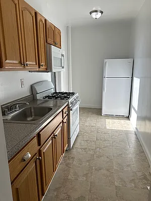 Rented by Winzone Realty Inc | media 9