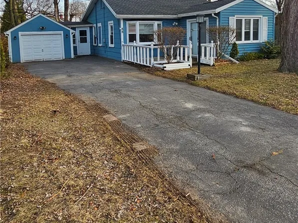 88 Worcester Rd, Rochester, NY 14616