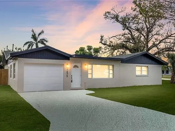 1675 Temple Ter, North Fort Myers, FL 33917