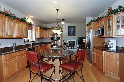 5th image of 1001 Marble Ct