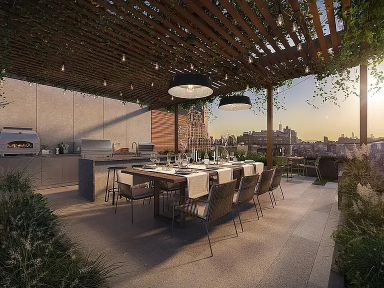 215 W 28th St #4E — Photo 9