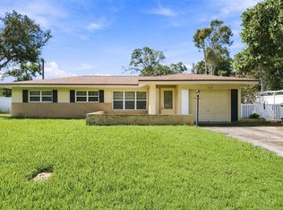 2548 Forest Pkwy N, Largo, FL 33771