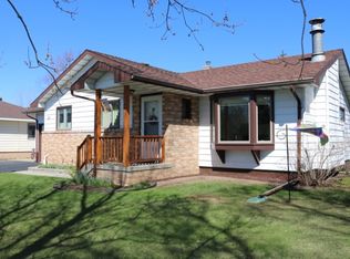 211 Brandon Rd, Hoyt Lakes, MN 55750