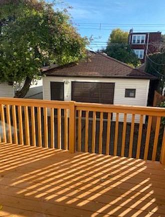 5th image of 3339 S Emerald Ave
