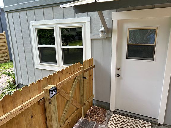 3rd image of 120 N 2nd St #118