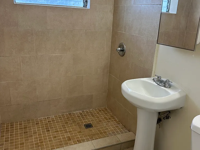 13230 NE 6th Ave #2 — Photo 10