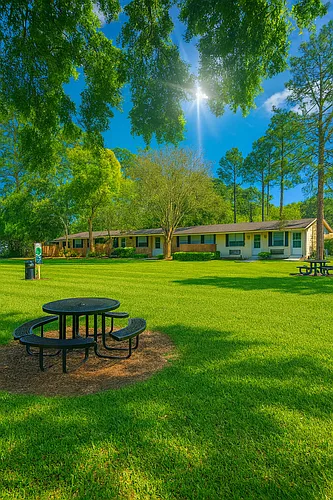 Summer Glen ~ Boutique Cottage Style Living Meets Hassle Free Leasing Photo 1
