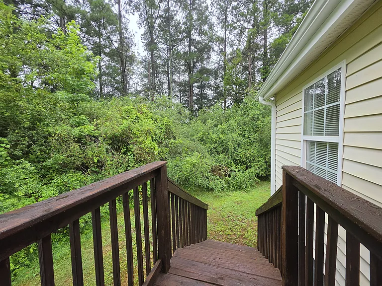 1102 E Georgia Rd — Photo 26