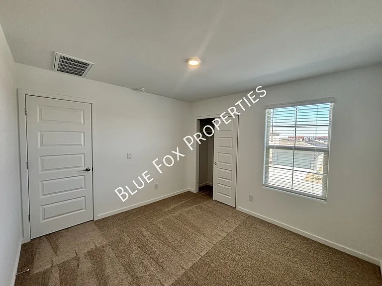 10253 W Sumullen St — Photo 22