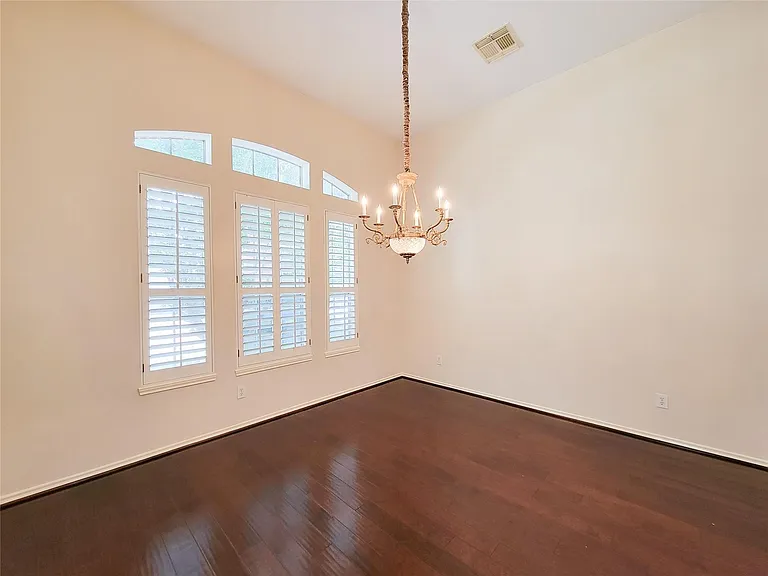 4106 Creek Ridge Ln — Photo 4