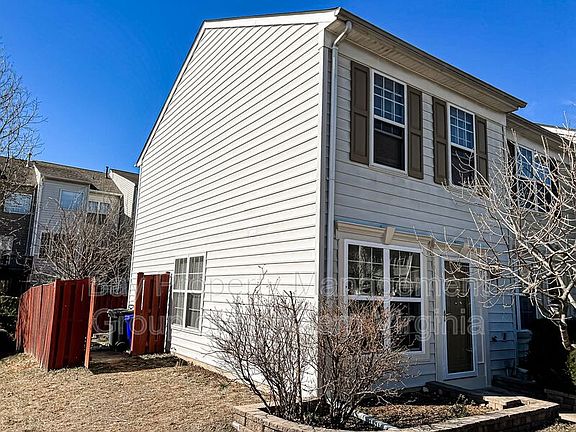 2nd image of 5244 Elbetee Ln