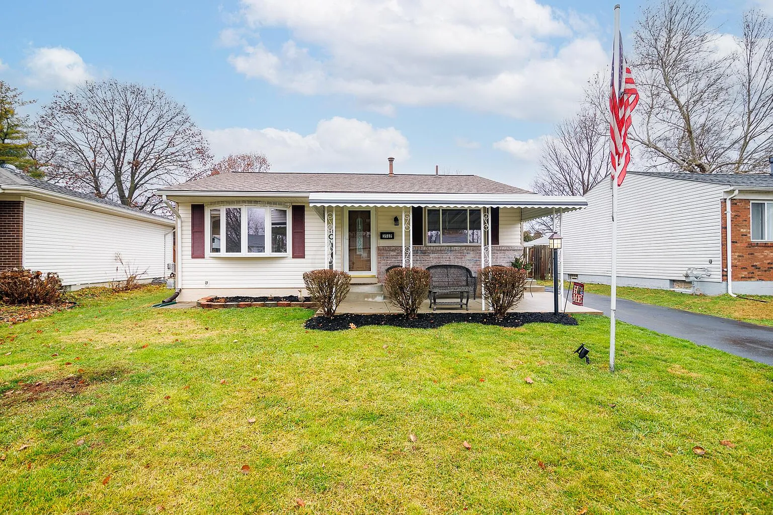 3969 Hillman Rd W photo 1
