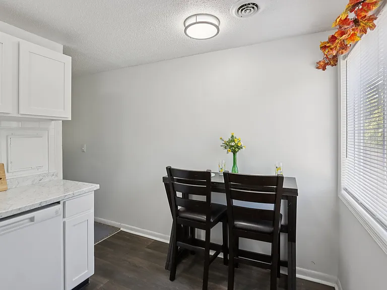Horizons Apartments — Photo 1