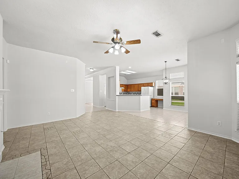 2415 Wyckchester Dr — Photo 24