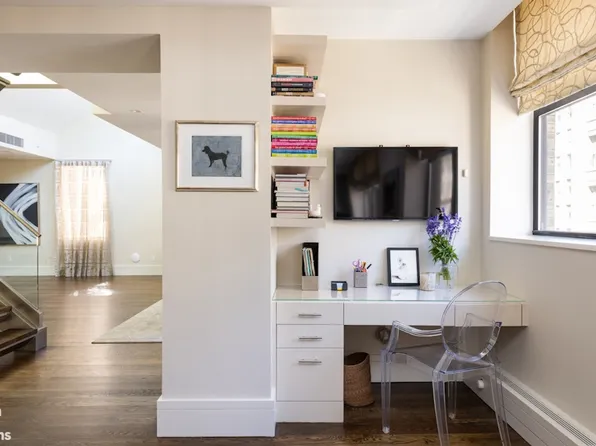 24 East 21st Street image 9 of 21