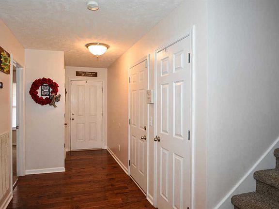 4th image of 327 Stewart Springs Dr