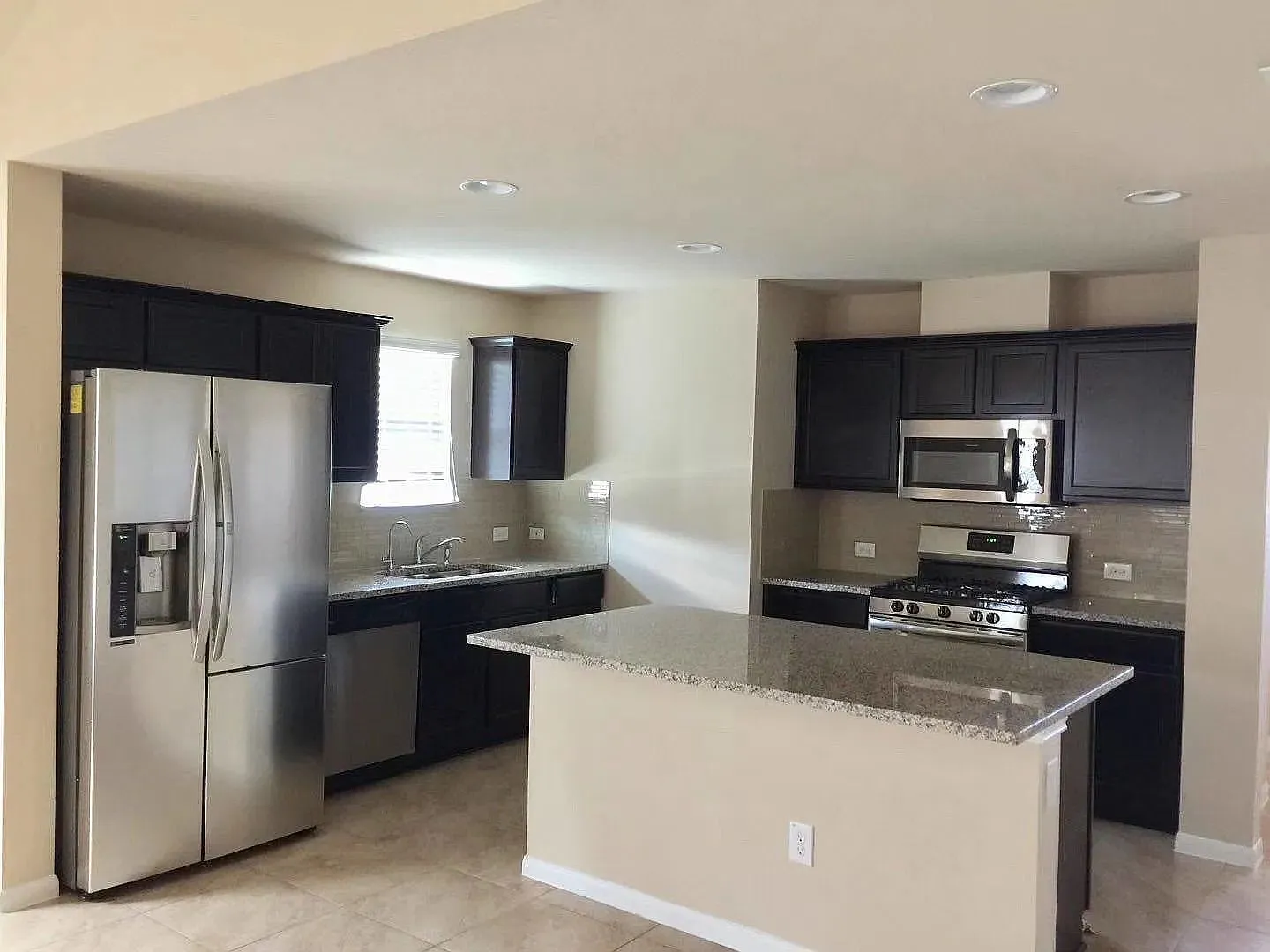 Room in 4 Bedroom Home at Bettylou Ln — Photo 2