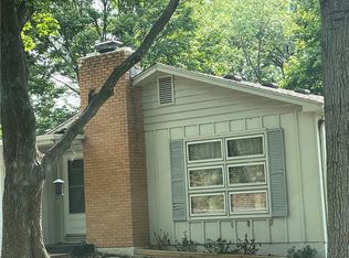 3904 N Holmes St, Kansas City, MO 64116